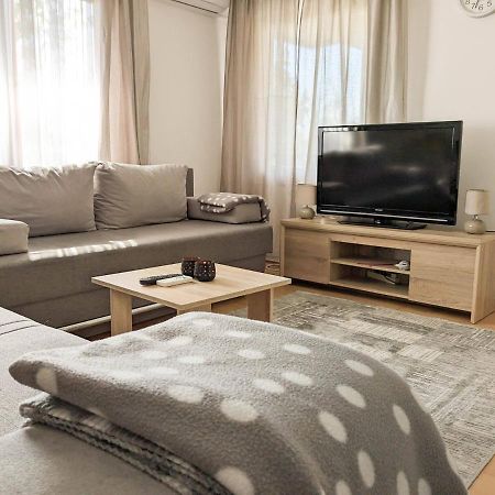 Appartamento Duplex House Bijeljina Esterno foto